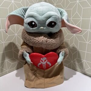Star Wars Mandalorian 19" The Child‎ Baby Yoda Valentines Greeter